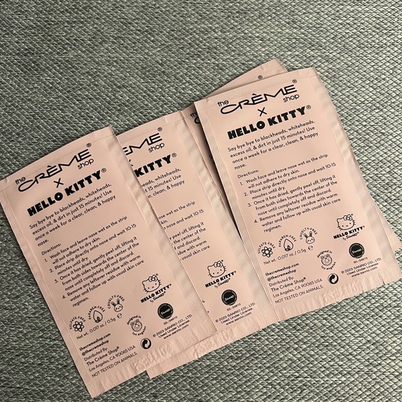 ♡ 5/$20 The Crème Shop Hello Kitty Pore Strips 5ct - Picture 2 of 2
